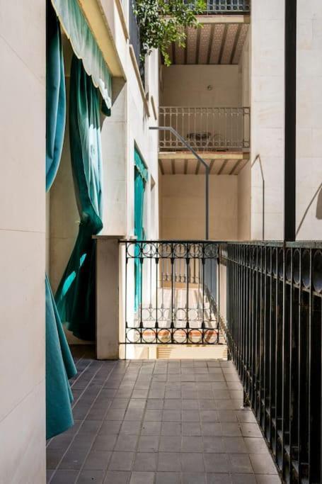 Amplio Apartamento Citycenter Cordoba Exterior photo